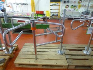 OKRETNA VRATA ZA ULAZ VEĆA