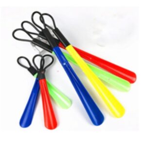 YW2F-35704-11 ŽLICA ZA CIPELE 30 CM PVC