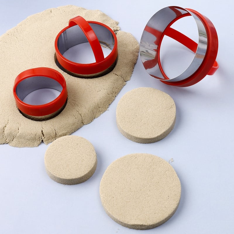 YWF316931-103 REZAČ KEKSA OKRUGLI 3 KOM