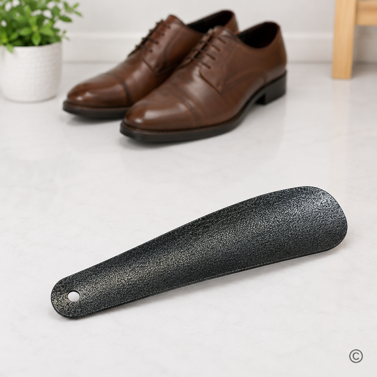 ŽLICA ZA CIPELE METALNA 16 CM